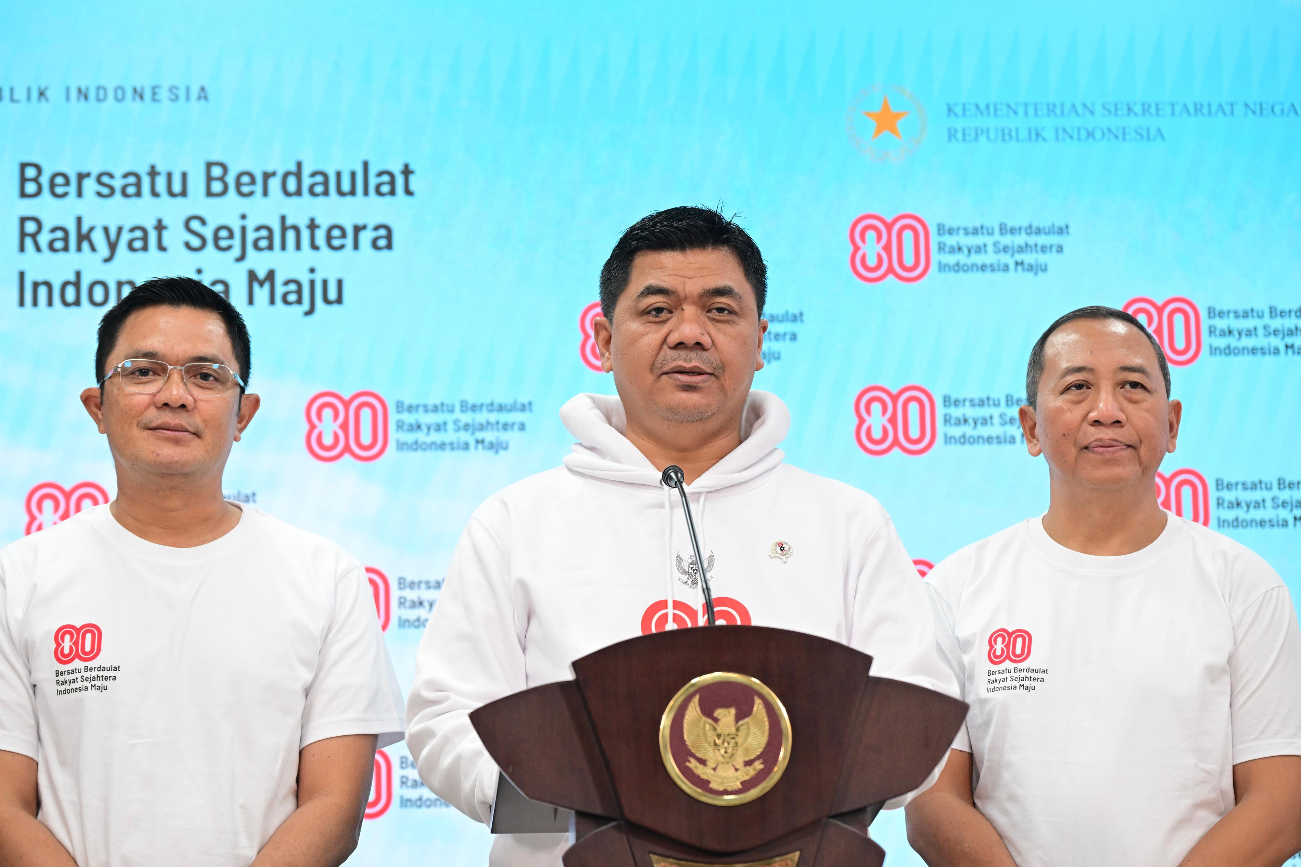 Wamensesneg Juri Ardiantoro saat memberikan keterangan pers di Kompleks Istana Negara. (Foto/BPMI)