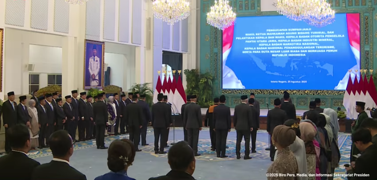 Suasana pelantikan duta besar di Istana Negara, Jakarta Pusat, Senin (25/8/2025). (Foto/Tangkapan Layar)