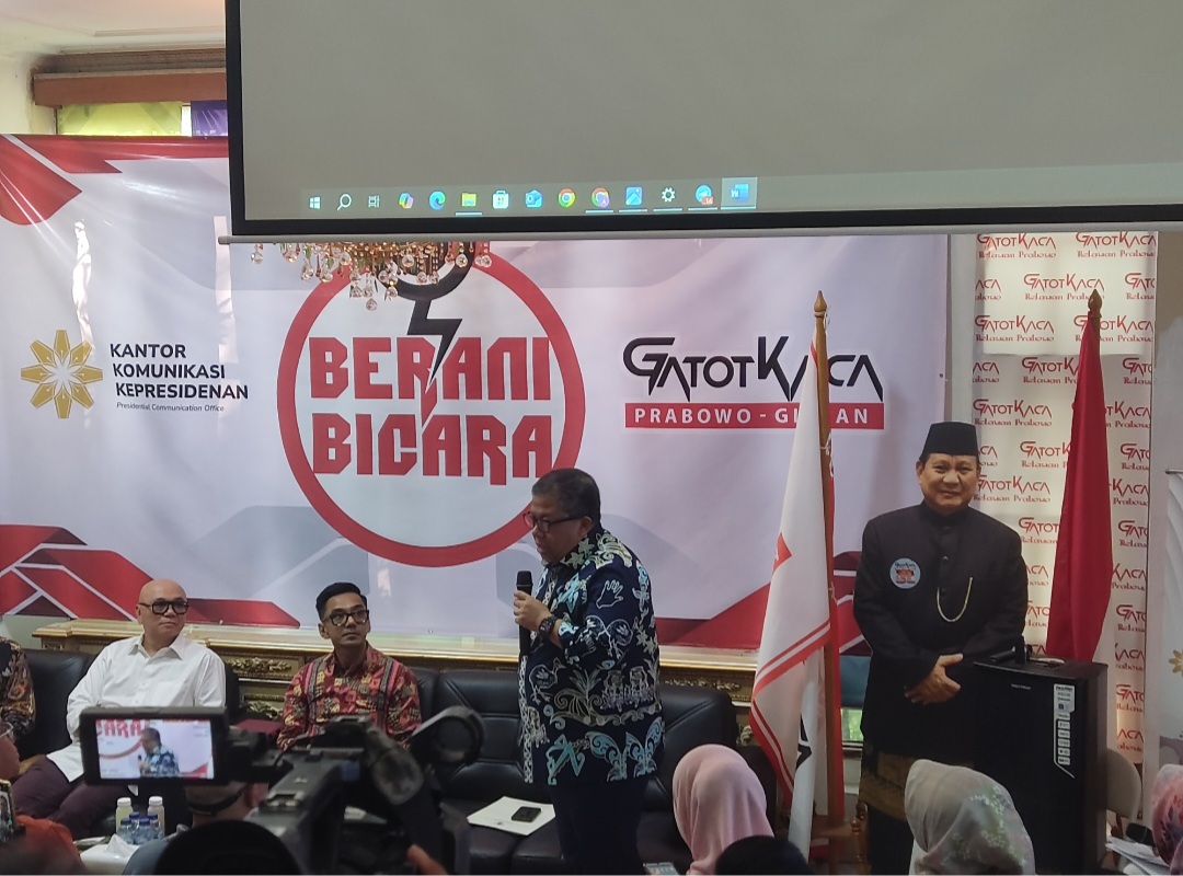 Wamen PKP Fahri Hamzah saat diskusi. (BeritaNasional/