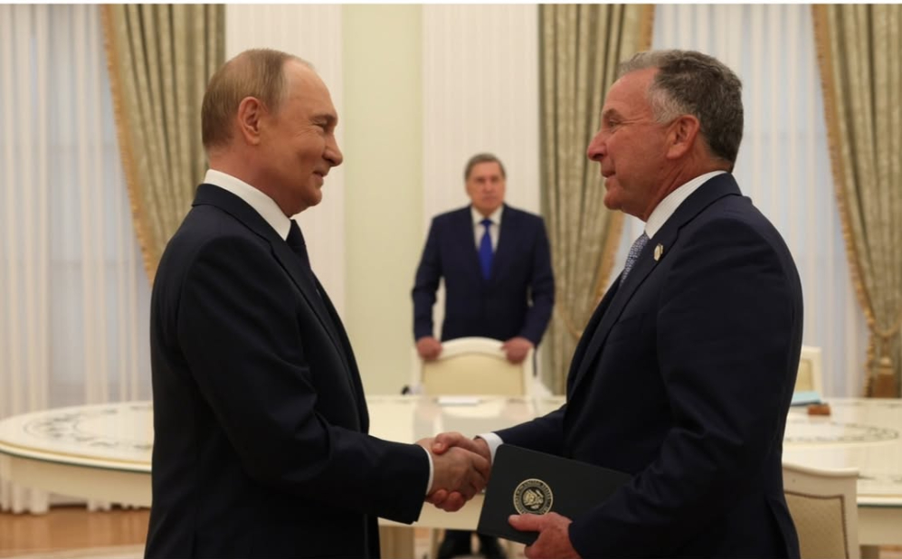 Utusan Amerika Serikat (AS) Steve Witkoff dan Presiden Rusia Vladimir Putin baru saja menyelesaikan pembicaraan yang konstruktif pada Rabu (6/8/2025). (Foto/Instagram Kremlin)