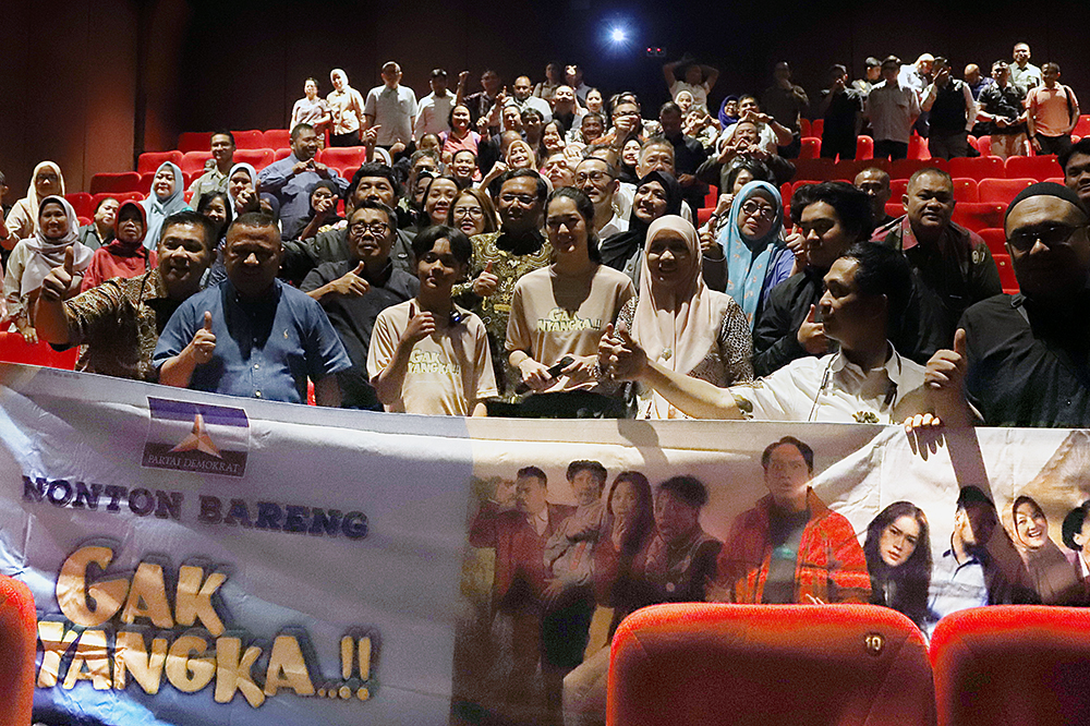 Sekjen Partai Demokrat ajak kader partai nonton film 'Gak Nyangka' yang diproduseri oleh Wakil Ketua Umum Partai Demokrat Edhie Baskoro Yudhyono alias Ibas. (BeritaNasional/Elvis Sendouw)