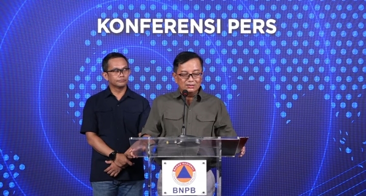 Sekretaris Utama BNPB Rustian saat memberikan konferensi pers. (Foto/Dok BNPB)