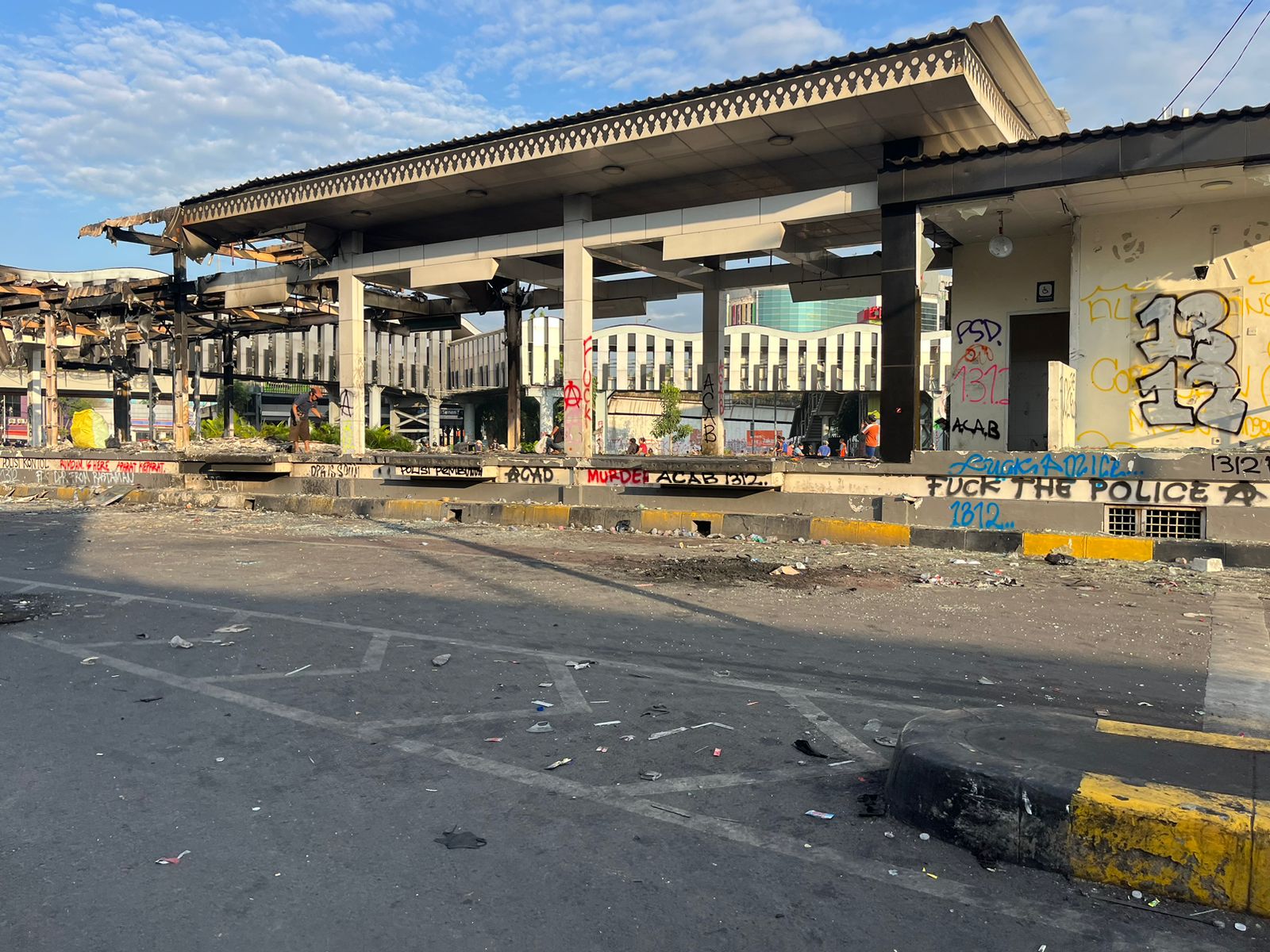 Seluruh Layanan Transjakarta Belum Beroperasi Hingga Pagi Ini. (Foto/Transjakarta)
