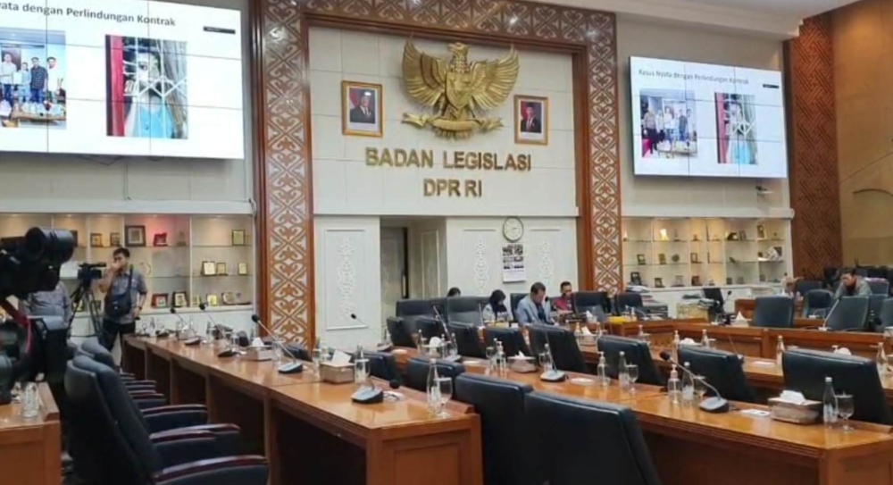 DPR Tetap Bekerja meski Ada Demonstrasi, Dengar Masukan tentang RUU PPRT Suasana rapat Baleg DPR. (BeritaNasional/Ahda)