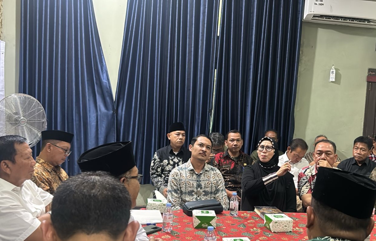 Suasana pertemuan antara Umi Cinta dengan MUI Kota Bekasi. (Foto/Istimewa)