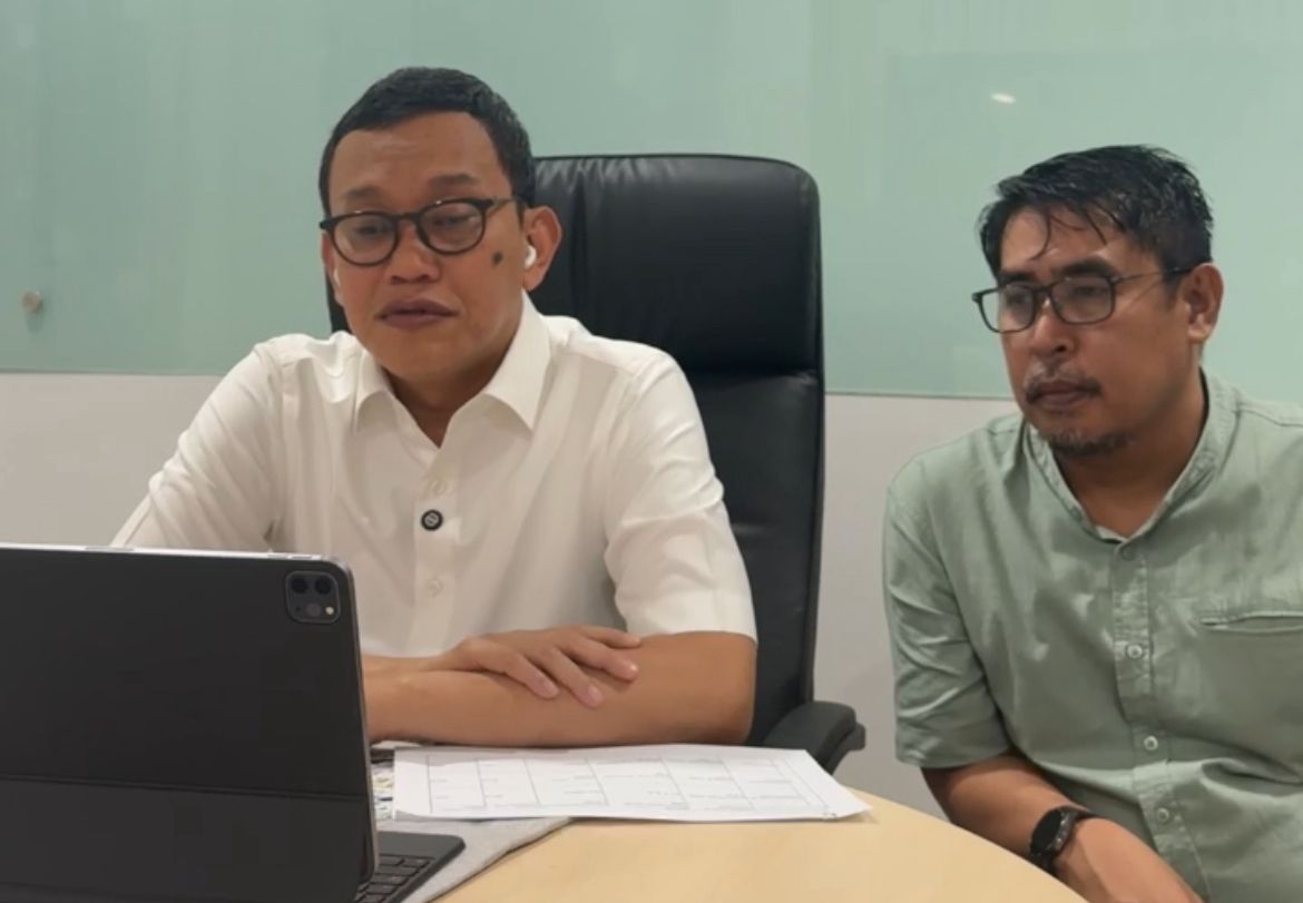 Menteri Pelindungan Pekerja Migran Indonesia (P2MI) Abdul Kadir Karding menghadiri wisuda sembilan pekerja migran Indonesia (PMI) di Hankook University of Foreign Studies. (BeritaNasional/Elvis Sendouw/HO P2MI)