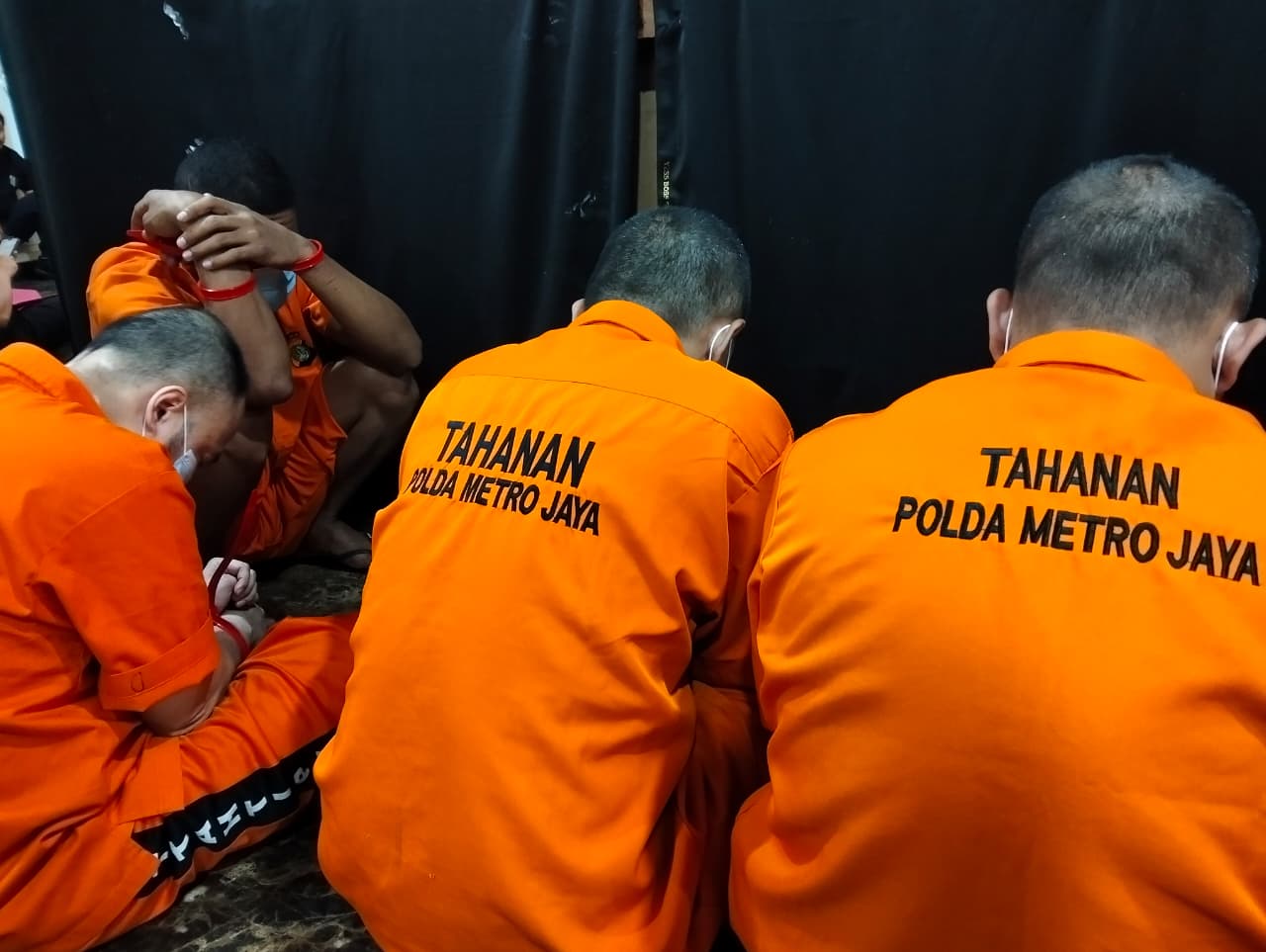 15 Tersangka Kasus Penculikan Kepala KCP BRI Diperlihatkan. (Foto/Istimewa)