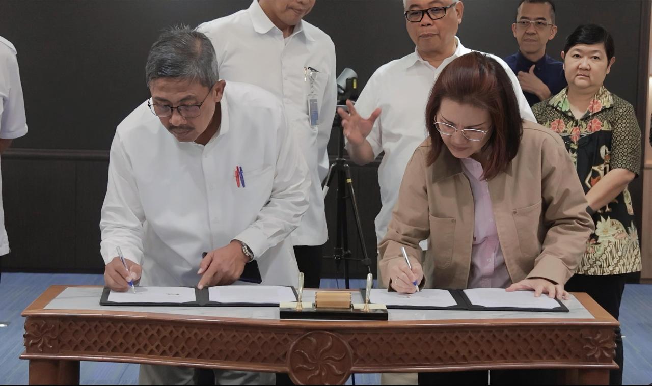 Bulog Laksanakan Penandatanganan Kontrak Pengadaan Kemasan Beras SPHP 2025. (Foto/Bulog)