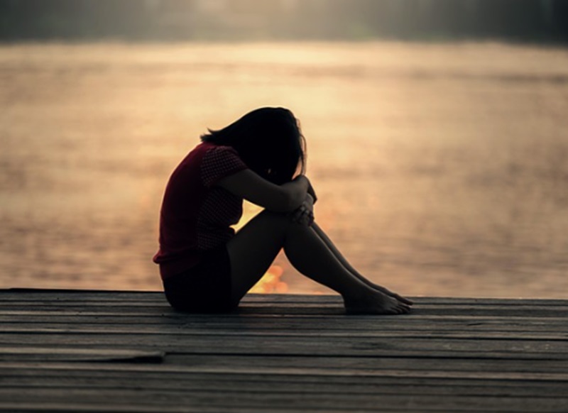Cegah Gangguan Kesehatan Mental, Perlu Bijak dalam Bermain Medsos Stres akibat kebanyakan lihat medsos yang isinya menyakitkan (Foto/Pixabay)