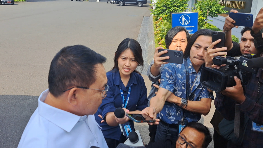Dudung Tanggapi Penangkapan Anggota TNI oleh Brimob: Dunia Intelijen Memang Begitu Penasihat Khusus Presiden Urusan Pertahanan Nasional, Jenderal (Purn.) Dudung Abdurachman. (Foto/Lydia)