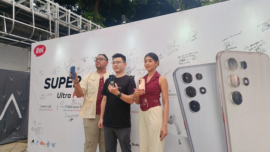 Itel Super 26 Ultra Resmi Rilis di Indonesia: Spesifikasi, Fitur, dan Harga Itel Super 26 Ultra resmi meluncur ke pasar Indonesia. (BeritaNasional/Iman)