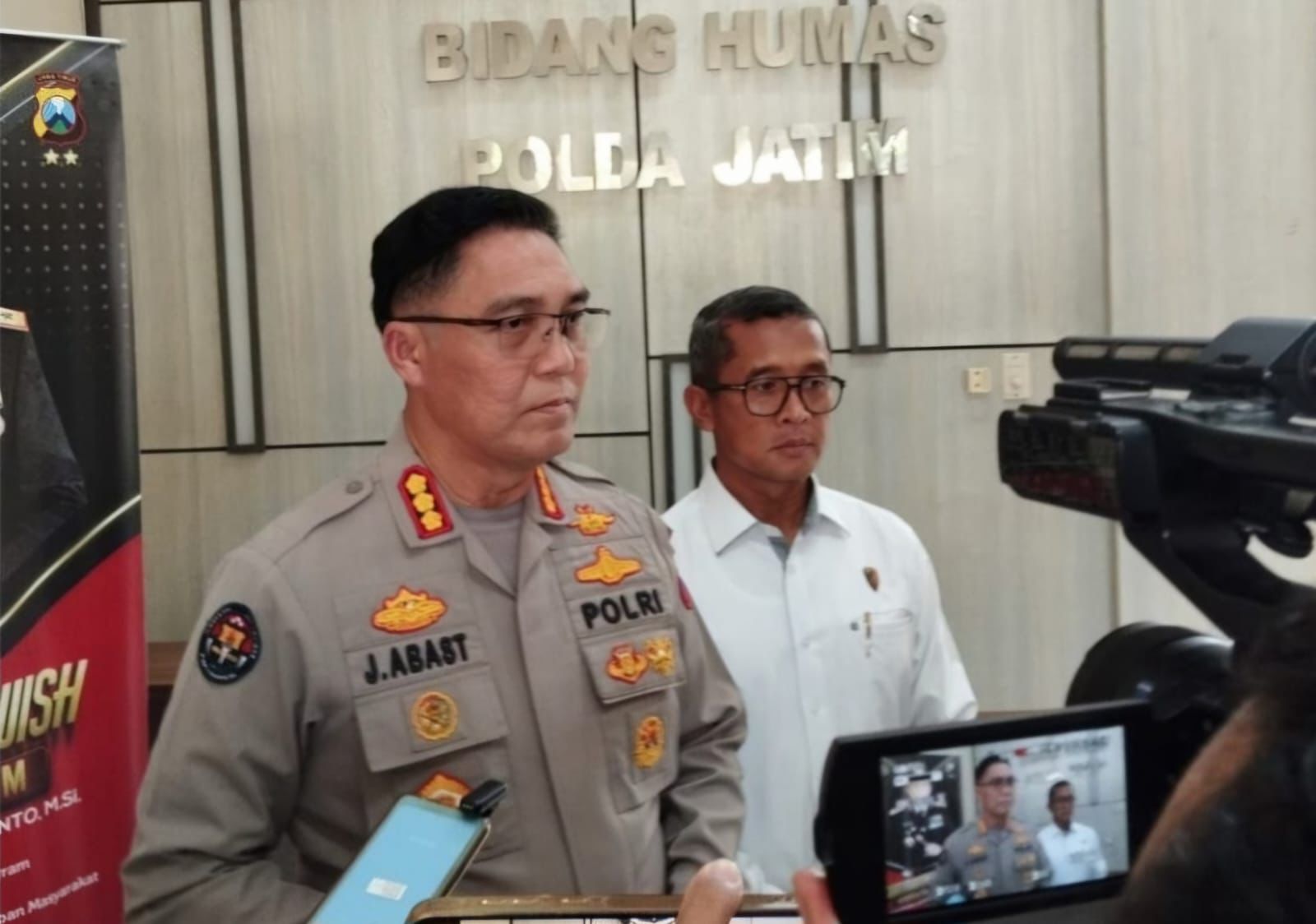 Kabid Humas Polda Jatim Kombes Jules Abraham Abast. (Foto/Istimewa)