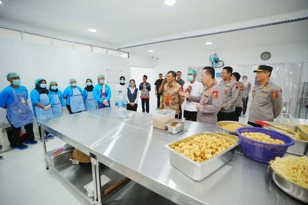 Kapolri Ingatkan SPPG Pastikan Makan Bergizi Gratis Aman dan Higienis. (Foto/Humas Polri)