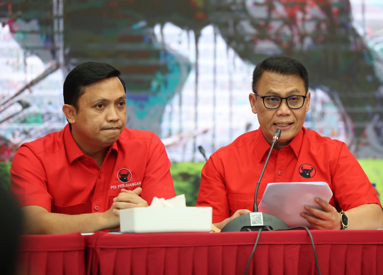 Ketua DPP PDI Perjuangan Ahmad Basarah (kanan). (Foto/PDIP)