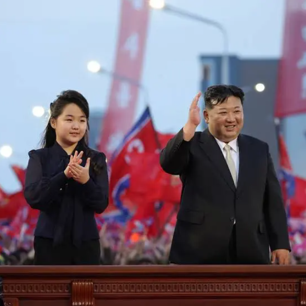 Kim Jong Un tiba di Beijing pada Selasa, didampingi oleh putrinya, Kim Ju Ae. (Foto/Instagram)