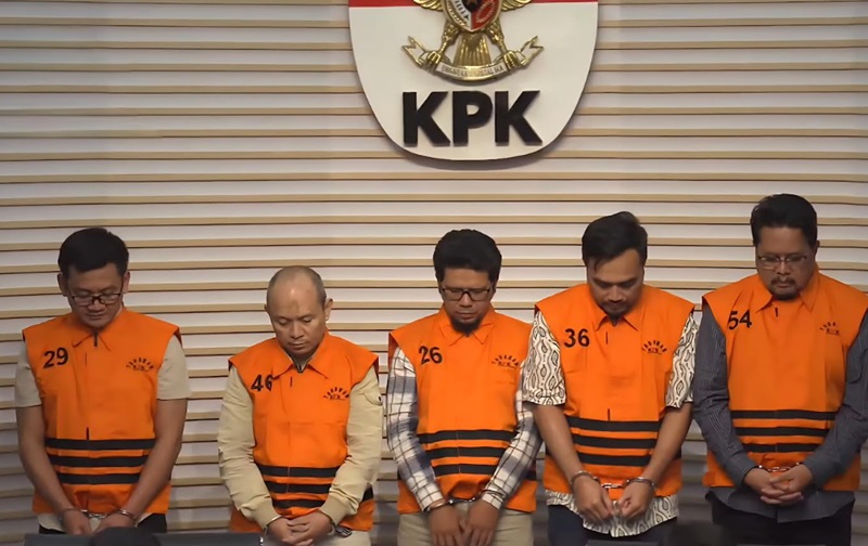 KPK tahan tersangka kredit fiktif (Beritanasional/Panji)