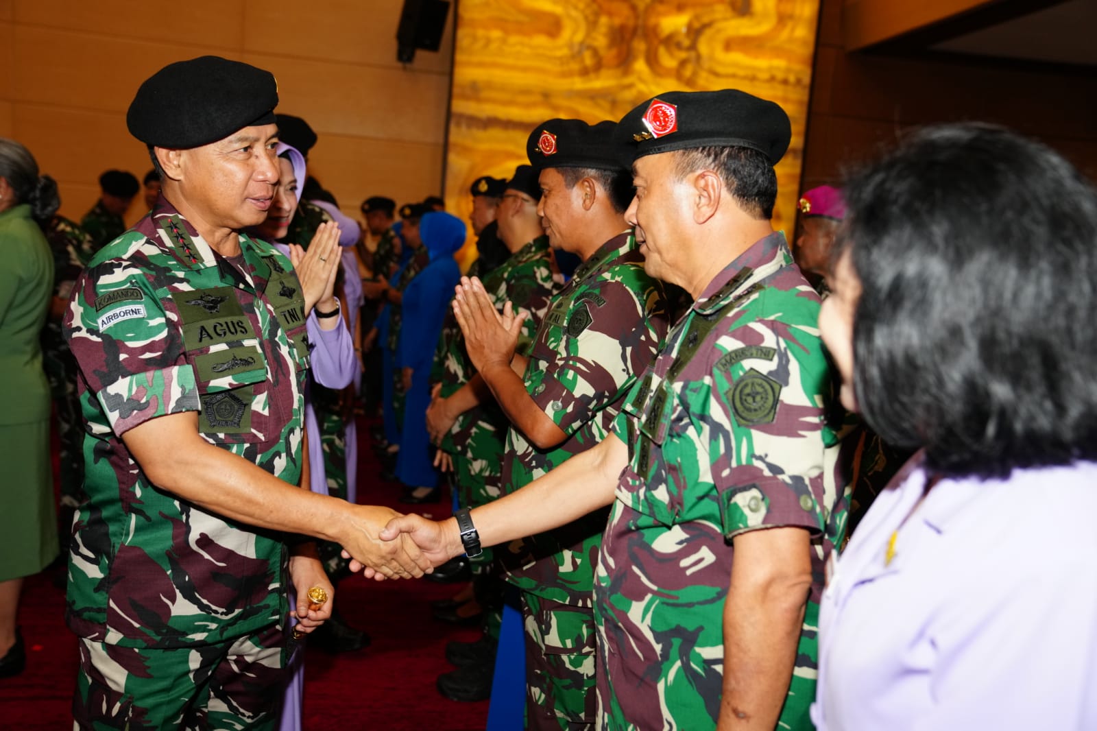 Panglima TNI Jenderal TNI Agus Subiyanto memimpin acara Laporan Korps Kenaikan Pangkat 177 Perwira Tinggi (Pati) TNI. (BeritaNasional/Elvis Sendouw/HO Puspen TNI)