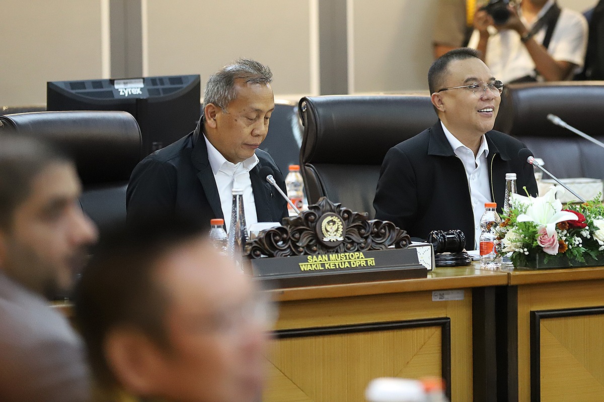 Wakil Ketua DPR Sufmi Dasco Ahmad saat rapat bersaama KPA. (BeritaNasional/Elvis)