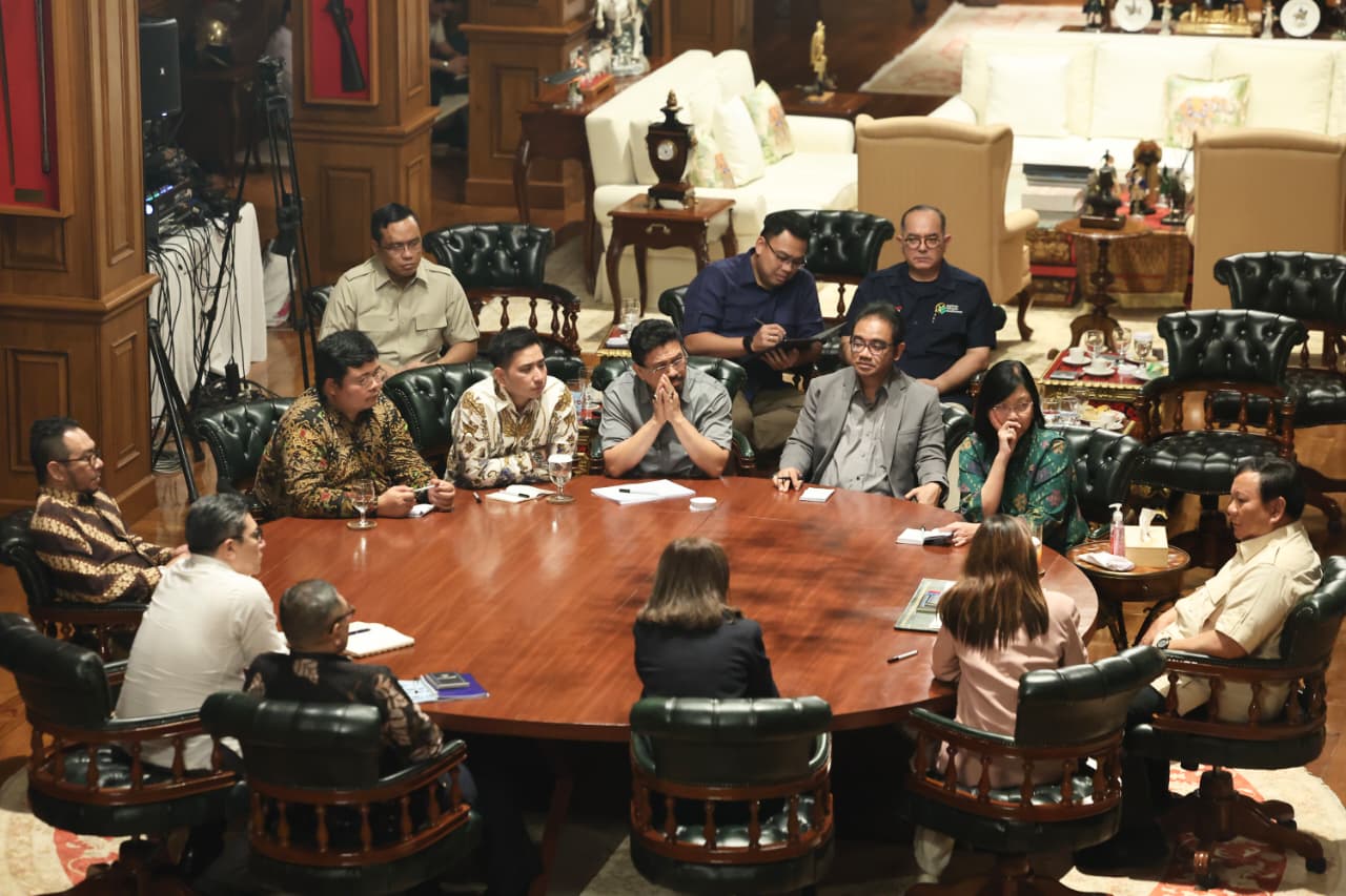 Prabowo dalam pertemuan dengan sejumlah media di Hambalang. (Foto/Tim Media Presiden)