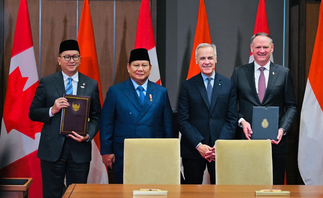 Presiden Prabowo Subianto saksikan penandatanganan sejumlah nota kesepahaman di Kanada. (BeritaNasional/Setpres)