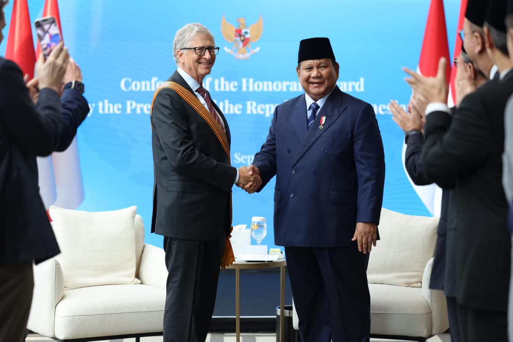 Presiden Prabowo Anugerahkan Bintang Jasa Utama kepada Bill Gates. (Foto/BPMI)