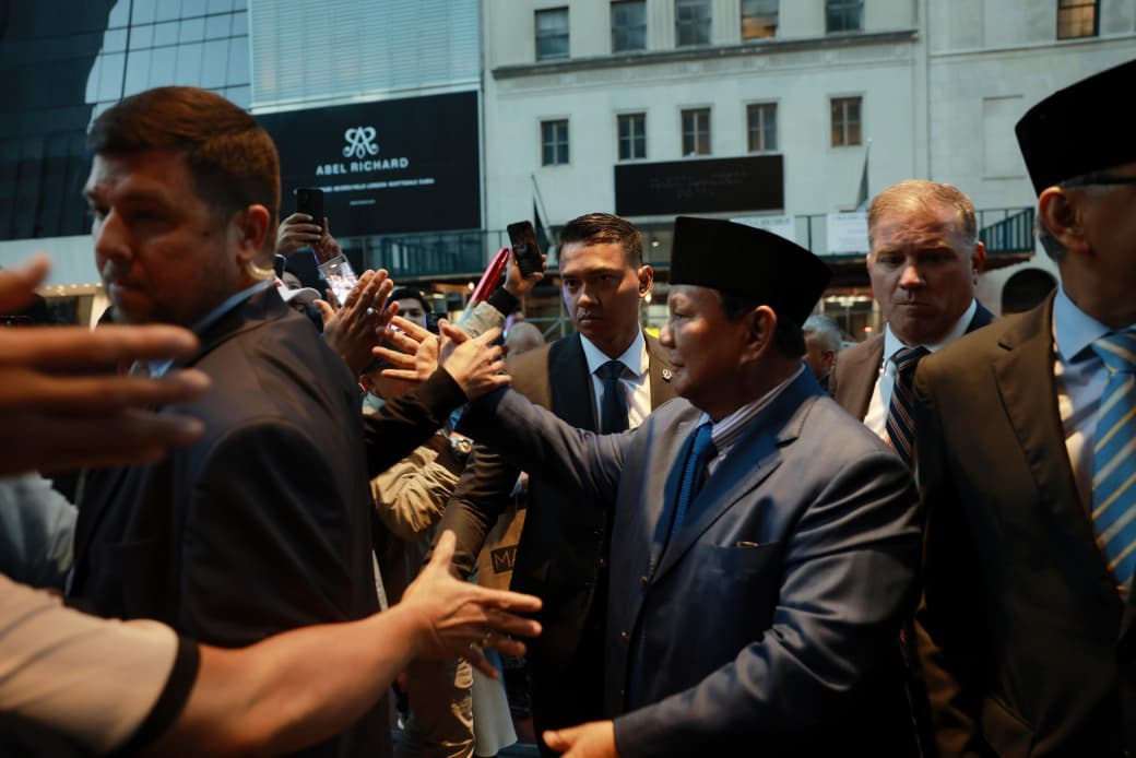 Presiden Prabowo Subianto saat tiba di New York disambut diaspora. (Foto/BPMI)