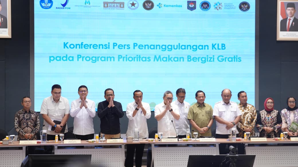 Prabowo Tegaskan Keselamatan Anak Jadi Prioritas Utama Program Makan Bergizi Gratis Rapat koordinasi di Kementrian Kesehatan. (Foto/Istimewa)