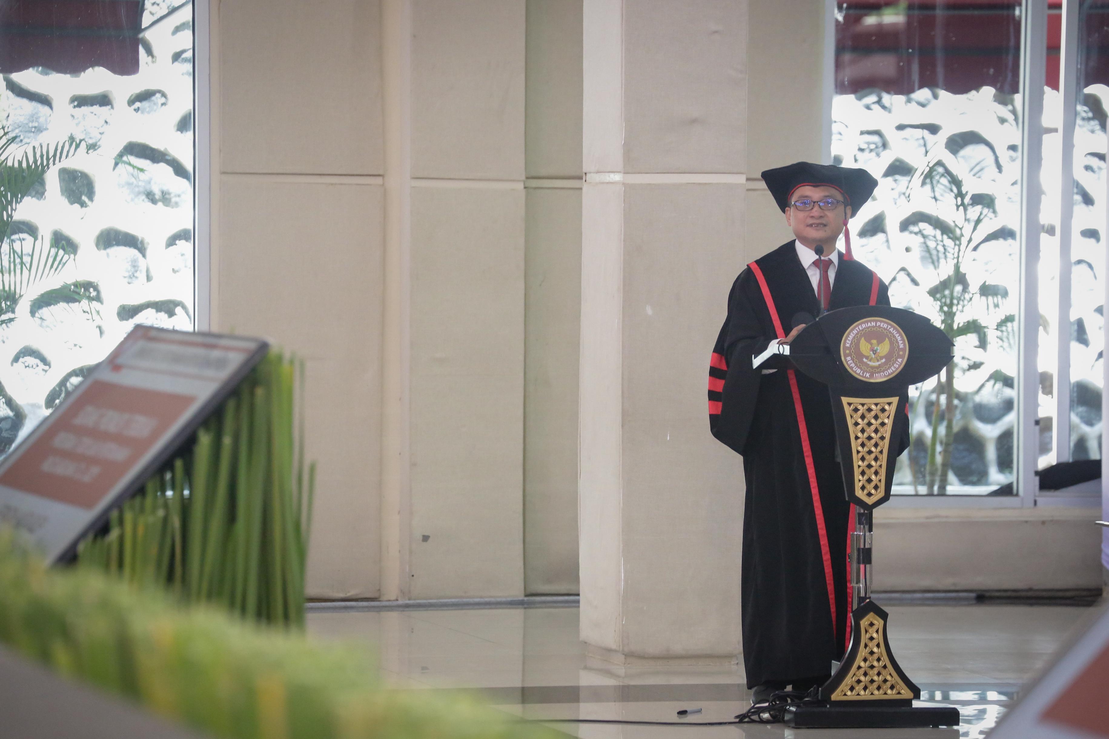 Sekjen PKB Resmi Jadi Doktor, Angkat Disertasi tentang Grey Zone Strategy China Sekjen PKB Resmi Jadi Doktor. (Foto/PKB)