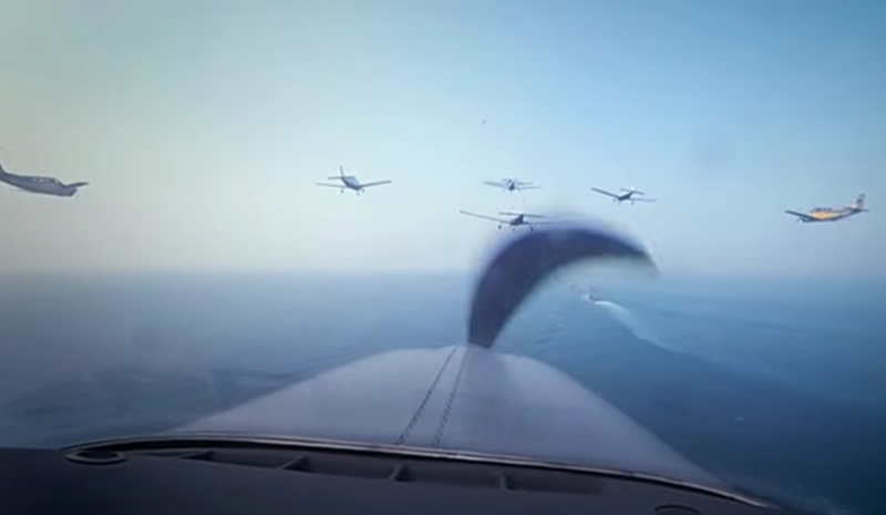 Atraksi Jupiter Aerobatic Team (Foto/Youtube Sekretariat Presiden)