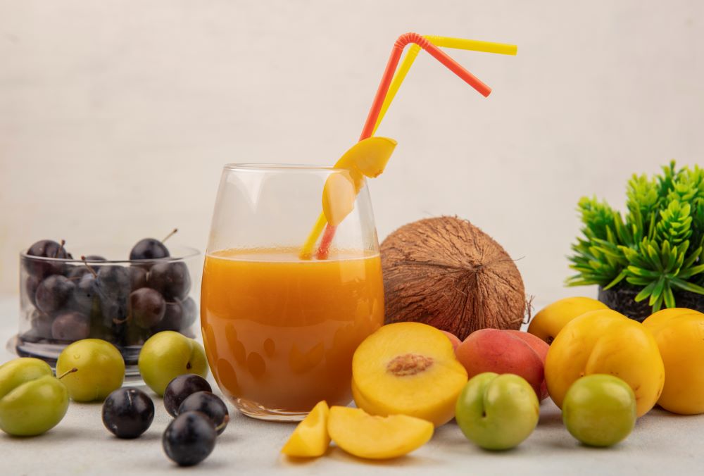8 Rekomendasi Paduan Jus Buah Bikin Segar dan Sehat Ilustrasi paduan jus buah. (Foto/Freepik)