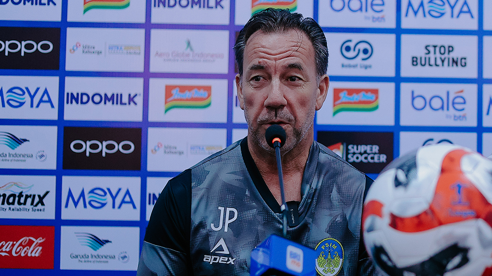Pelatih PSIM Jean-Paul Van Gastel. (Foto/ileague)