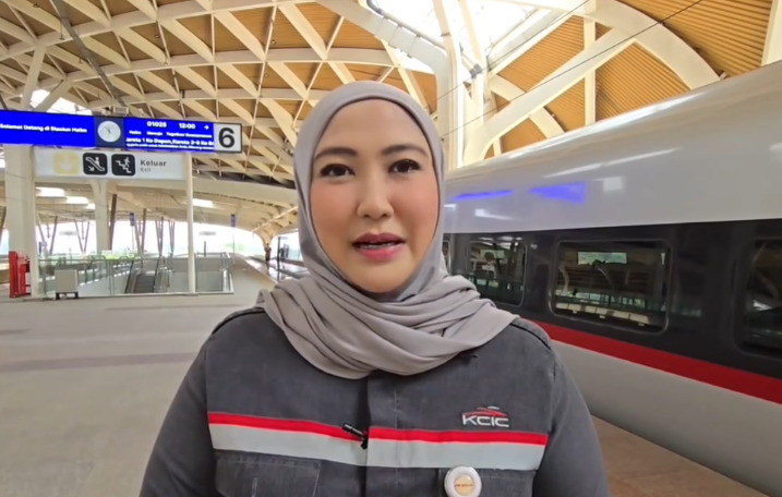 General Manager Corporate Secretary KCIC Eva Chairunisa. (Foto/Instagram Eva Chairunisa)