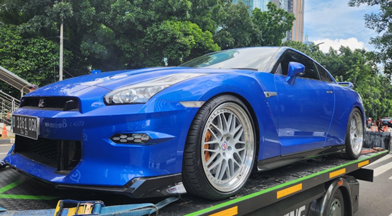 KPK sita mobil terkait pemerasan Noel (Beritanasional/Panji)