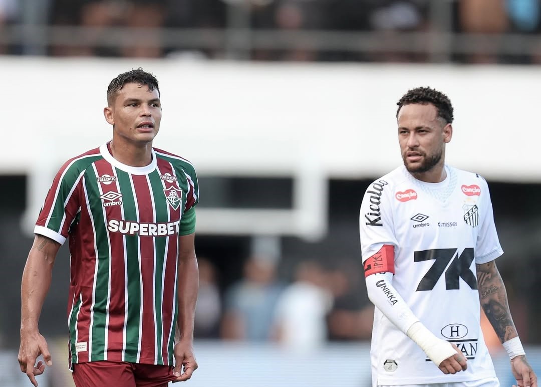 Masa Depan Neymar di Santos Terancam, Kontrak Tak Diperpanjang karena Cedera dan Gaji Tinggi Pemain Santos Neymar Jr (kanan). (Foto/Instagram neymar)