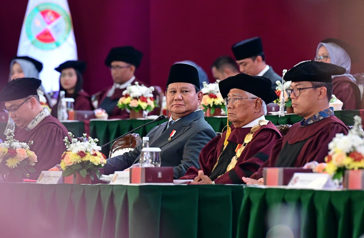 Presiden Prabowo Subianto menghadiri Sidang Senat Terbuka dan Dies Natalis UKRI 2025. (Foto/BPMI)