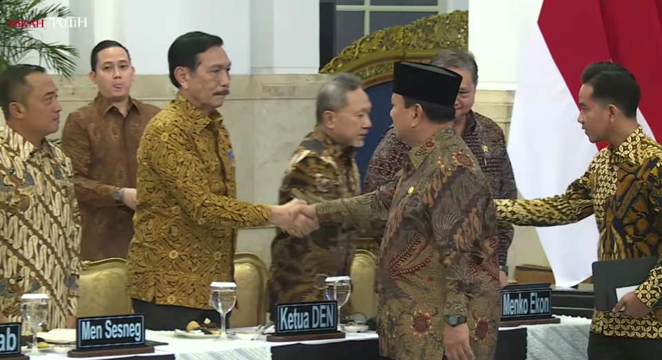 Presiden Prabowo dalam Sidang Kabinet Paripurna di Istana Negara, Jakarta, Senin (20/10/2025). (Foto/Tangkapan Layar)