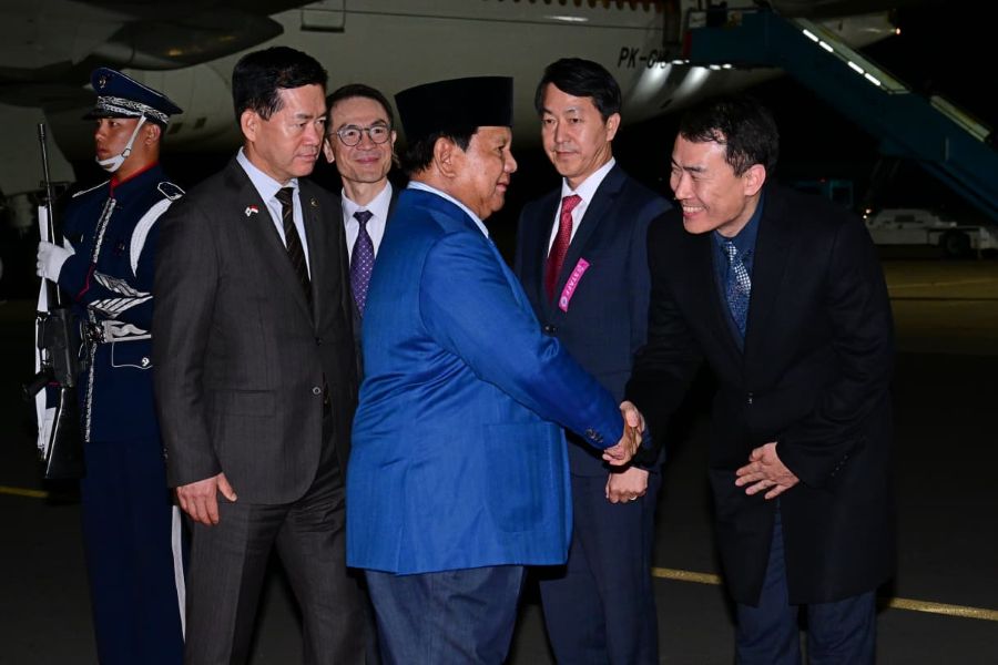 Presiden Prabowo tiba di Korea Selatan untuk hadiri KTT APEC 2025. (Foto/Muchlis Jr - Biro Pers Sekretariat Presiden)