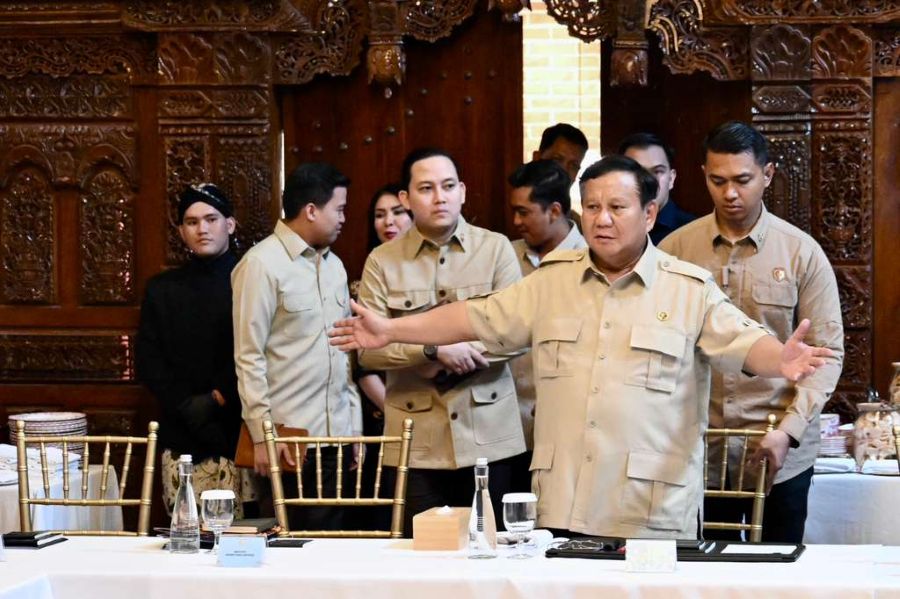 Prabowo Subianto pimpin ratas kabinet di kediamannya, Jalan Kertanegara, Jakarta Selatan, Kamis (16/10/2025). (Foto/Cahyo - Biro Pers Sekretariat Presiden)