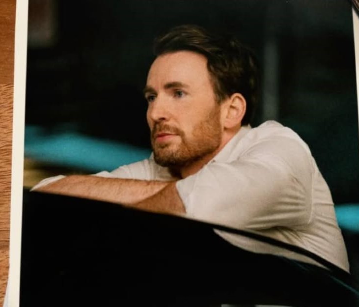 Aktor Hollywood Chris Evans. (Foto/Instagram)