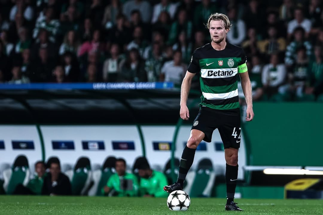 Rumor Transfer Pemain: MU Dekati Hjulmand, 2 Klub Raksasa Spanyol Saling Sikut Incar Bek Inggris Gelandang Sporting Morten Hjulmand jadi incaran MU. (Foto/Instagram Morten Hjulmand)