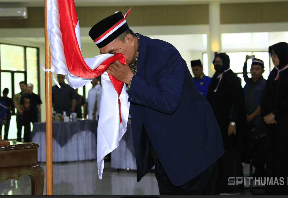 Eks anggota NII nyatakan ikrar setia NKRI. (BeritaNasional/Bachtiarudin Alam)