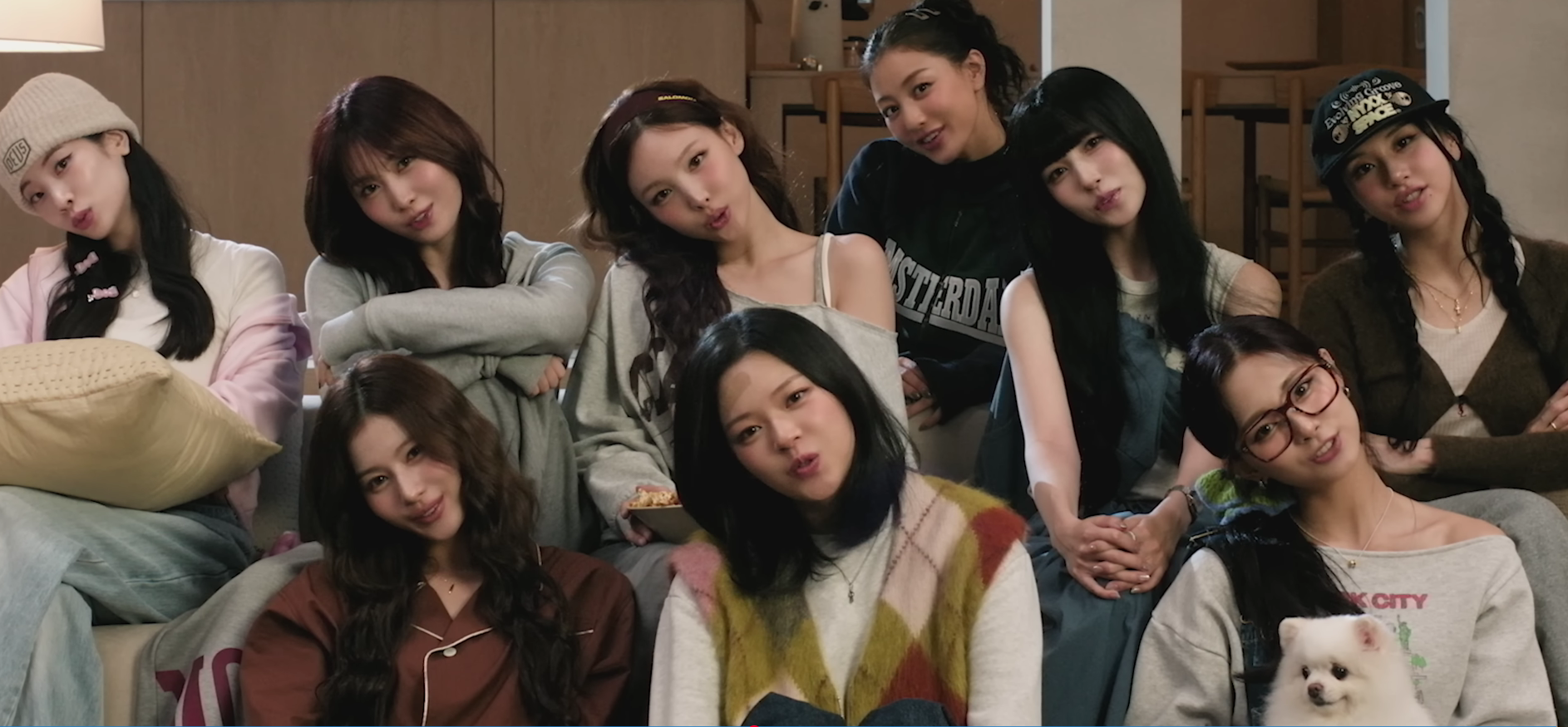 TWICE Rilis Lagu “ME+YOU”. (Foto/YouTube JYP Entertaiment)