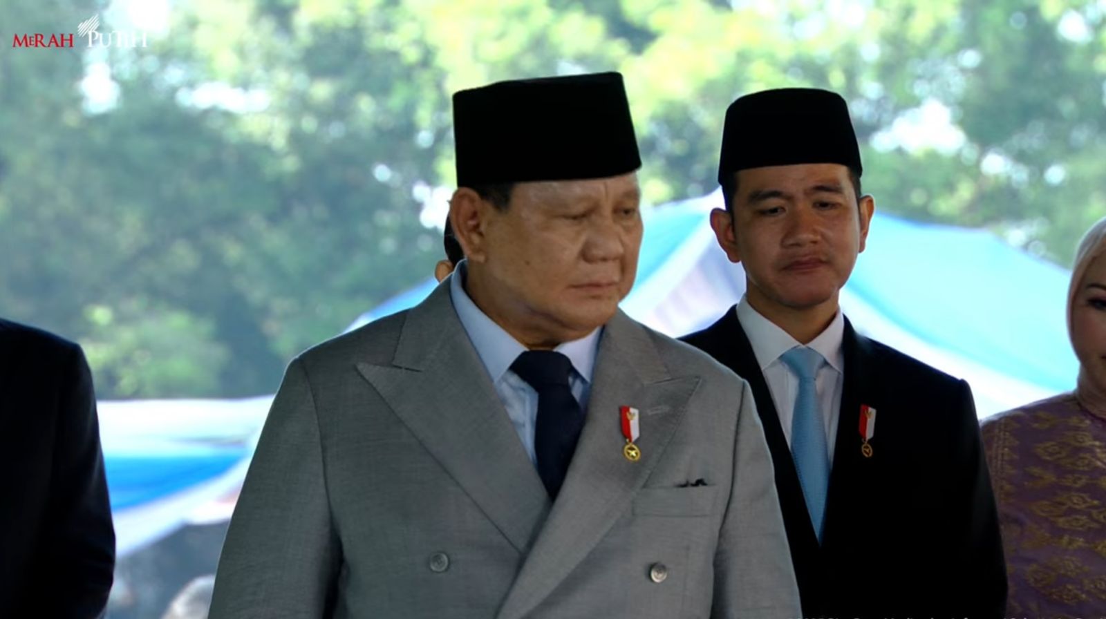 Usai Pimpin Upacara, Prabowo Tinjau Monumen Pancasila Sakti. (Foto/YouTube Sekretariat Presiden)