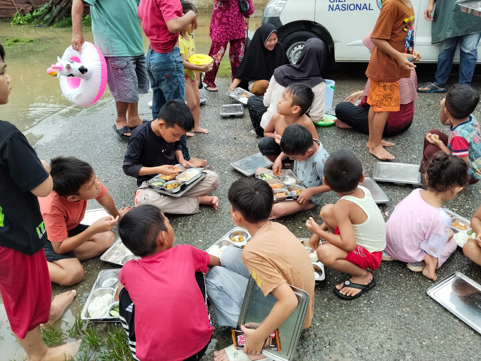 158 SPPG di Aceh tetap beroperasi, sudah salurkan 2,2 juta MBG ke korban bencana. (Foto/Dok SPPG Aceh)