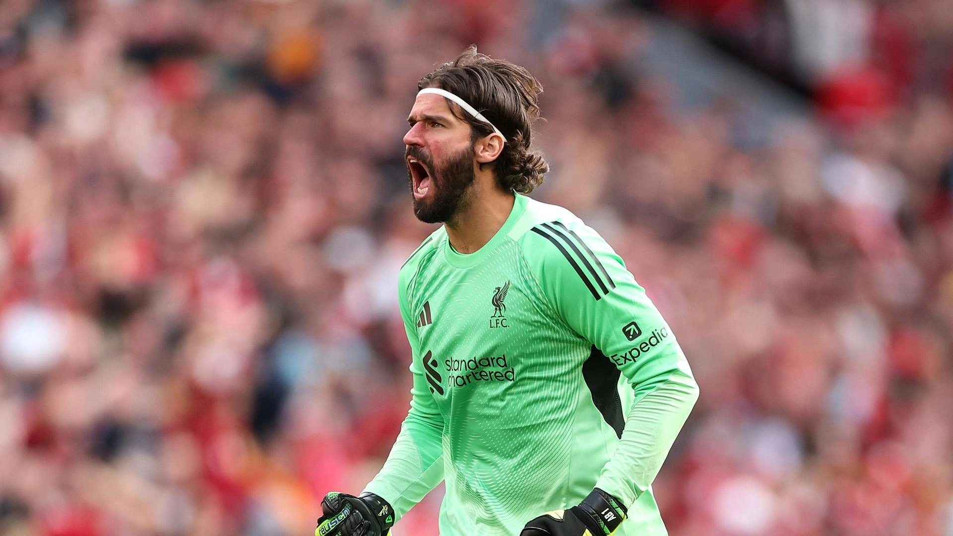 Kiper Liverpool Alisson Becker setelah pulih dari cedera. (Foto/liverpoolfc.com)