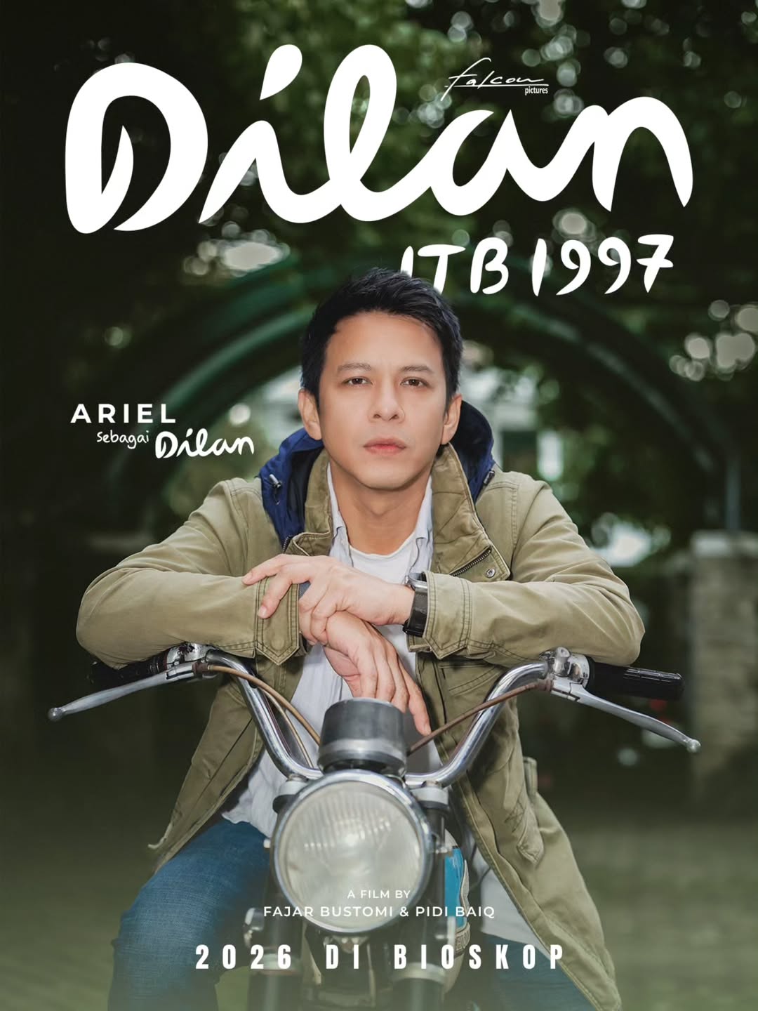 Ariel NOAH jadi pemeran Dilan di Dilan ITB 1997. (Foto/Instagram Falcon Pictures)