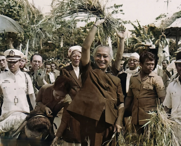 Bahas kesenjangan ekonomi di Munas ke-11, MUI puji kebijakan ekonomi Soeharto (Foto/Instagram Jejak Soeharto)