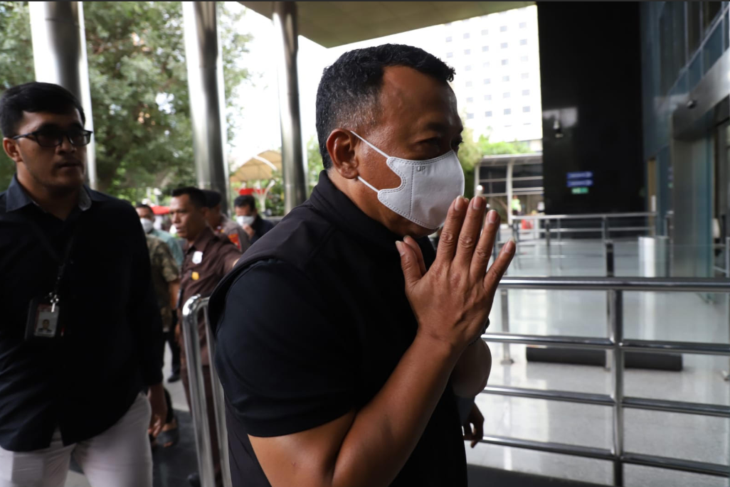 Bupati Ponorogo, Sugiri Sancoko, tiba di Gedung Merah Putih, Jakarta Selatan, pada Sabtu (8/11/2025). (Beritanasional/Ashar Sinpo)