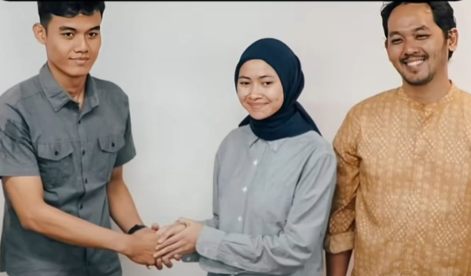 Mediasi kasus tumbler hilang di KRL, Anita Alvin minta maaf kepada Argi. (BeritaNasional l/tangkapan layar)