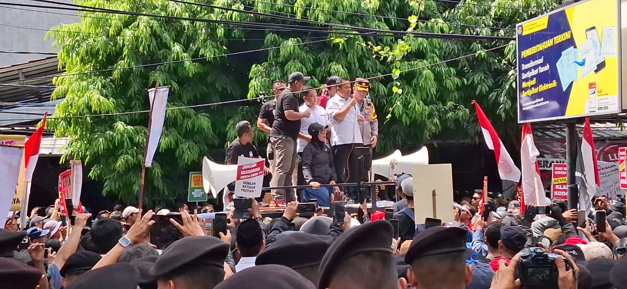 Kepala BPN Jakarta Utara Temui Warga Sunter Jaya Minta Buka Blokir Sertifikat. (Foto/istimewa)